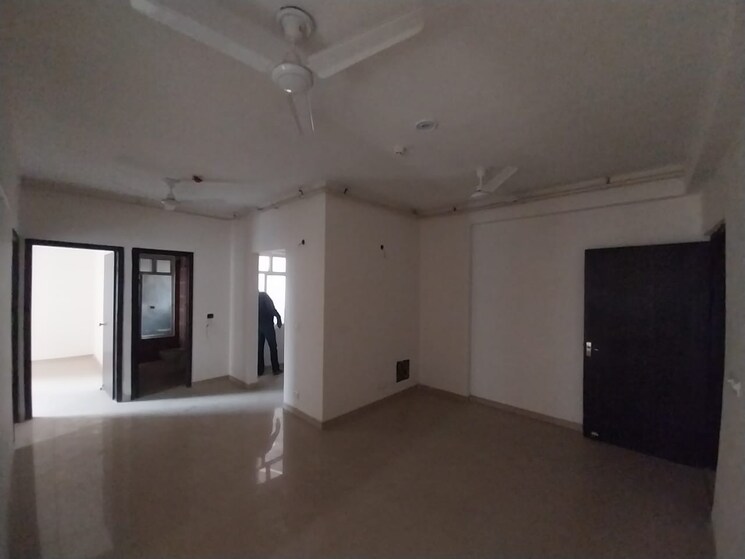 Room, mahagun-mywoods 2 Bedroom 850 Sq.Ft. Apartment In Sector 16c Greater Noida Greater Noida 8833837