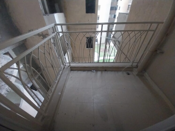 Balcony, mahagun-mywoods 2 Bedroom 850 Sq.Ft. Apartment In Sector 16c Greater Noida Greater Noida 8833837