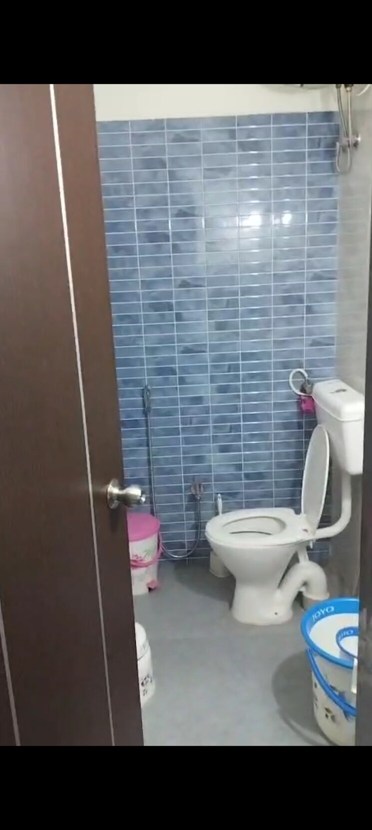 Bathroom, shell-colony 2 Bedroom 650 Sq.Ft. Apartment In Chembur Mumbai 8833839