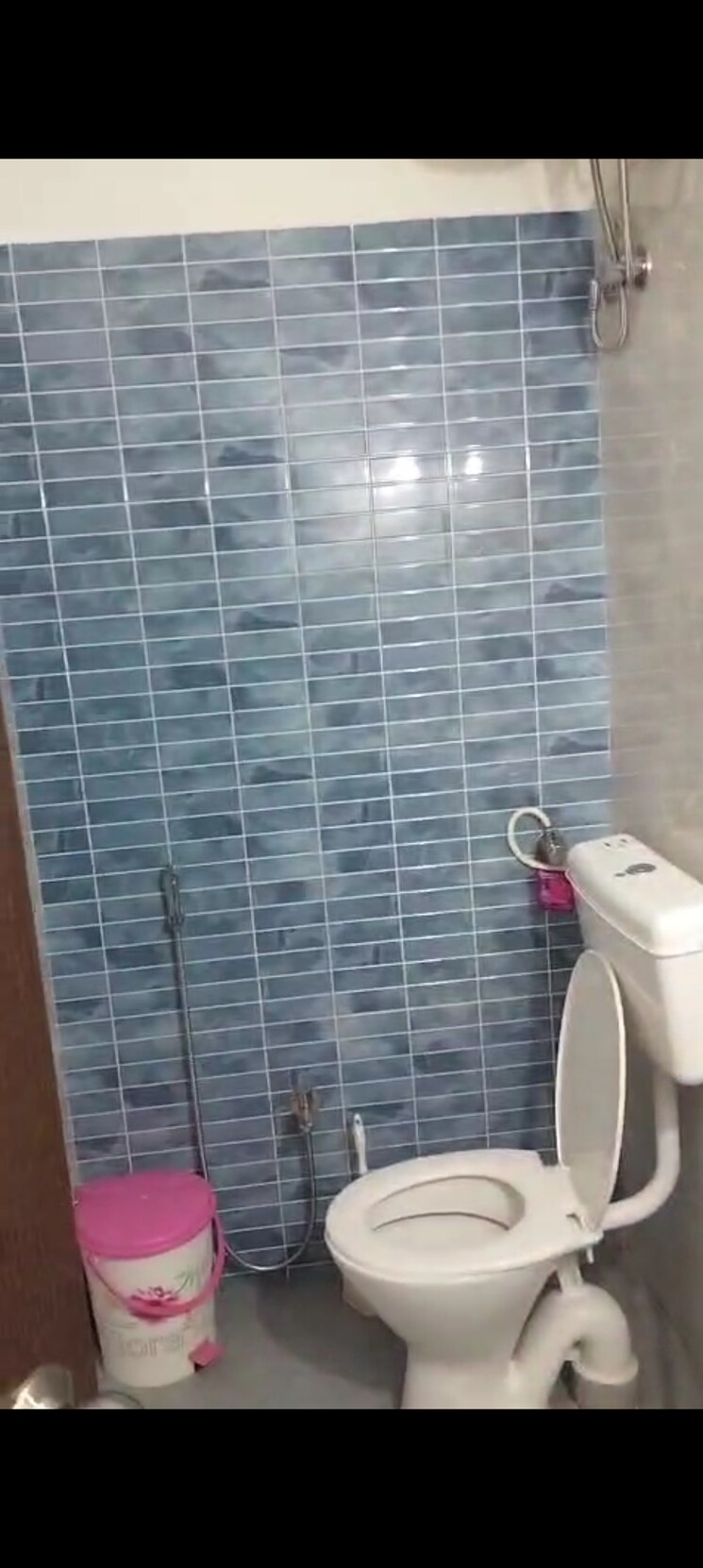 Bathroom, shell-colony 2 Bedroom 650 Sq.Ft. Apartment In Chembur Mumbai 8833839