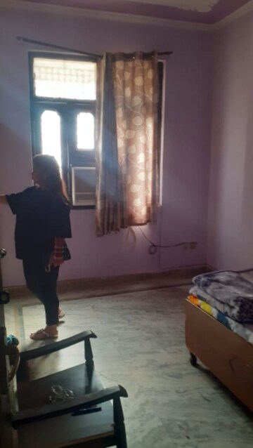 Bedroom in 2 BHK Builder Floor at Laxmi Nagar – for Rent