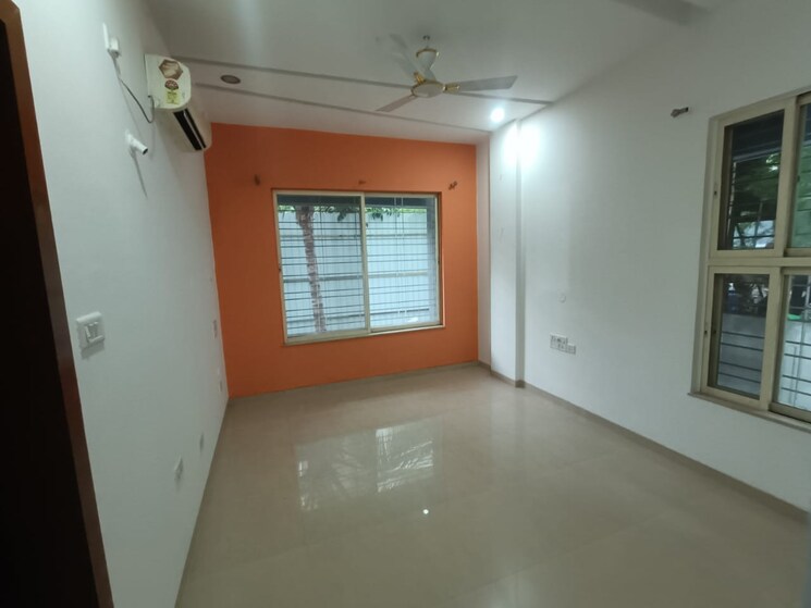 Room, bell-flower 3 Bedroom 2400 Sq.Ft. Apartment In Baner Pune 8833864
