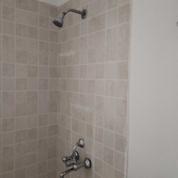 Bathroom in 3 BHK Apartment at Jaypee Greens Kosmos, Sector 134 – for Rent