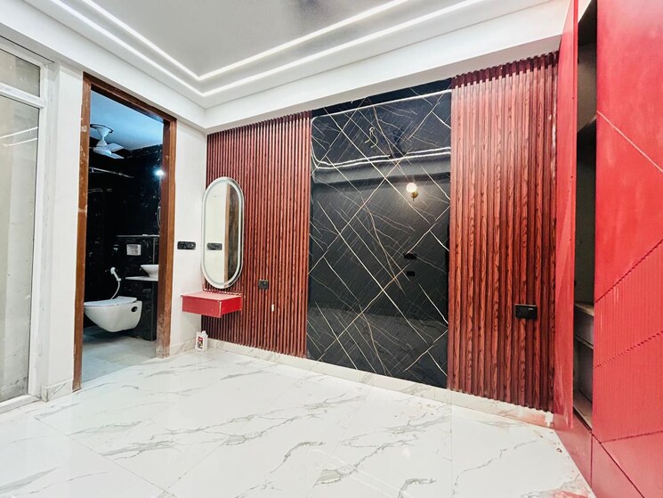  Parking, freedom fighters enclave 2 Bedroom 800 Sq.Ft. Builder Floor In Freedom Fighters Enclave Delhi 8833881