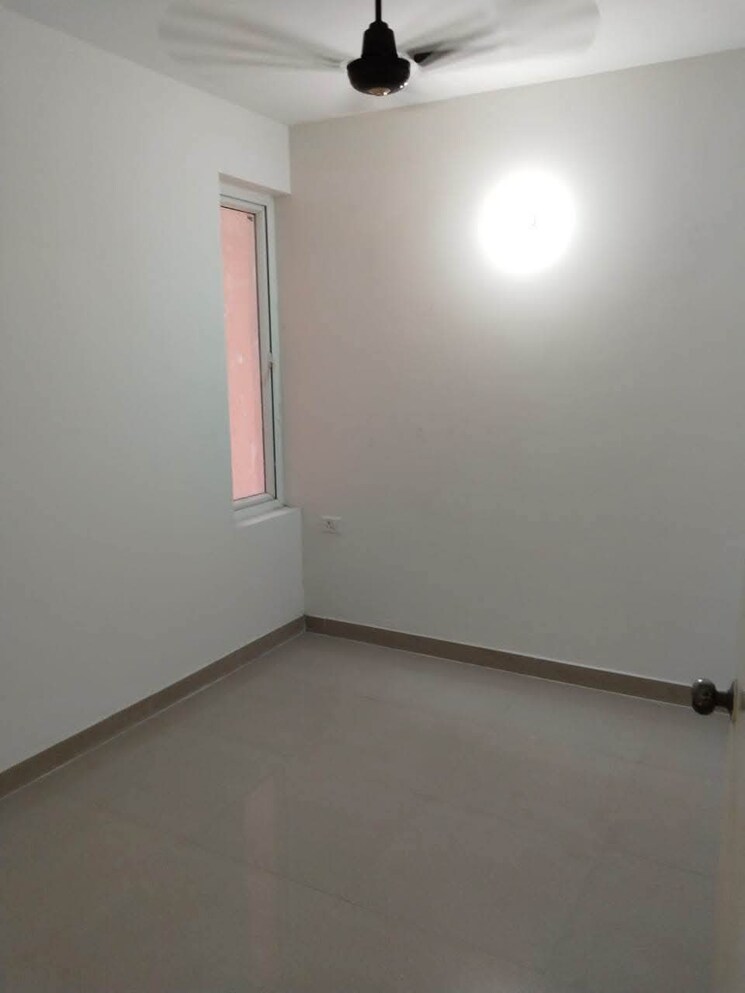 Room, zara-rossa 2 Bedroom 900 Sq.Ft. Apartment In Sector 112 Gurgaon 8833884