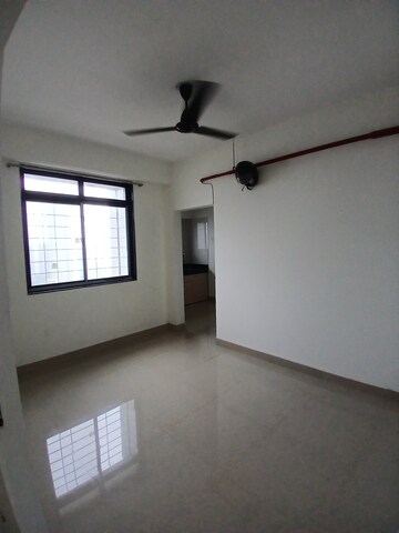 Furnished Amenities in 1 BHK Apartment at Vastukala Niwara CHS, Goregaon West – for Rent