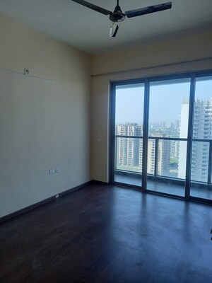 Room in 2 BHK Apartment at Paras Dews, Sector 106 – for Rent