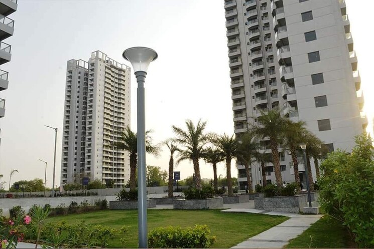 Exterior View, paras-dews 2 Bedroom 1385 Sq.Ft. Apartment In Sector 106 Gurgaon 8833905