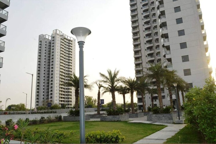 Exterior View, paras-dews 2 Bedroom 1385 Sq.Ft. Apartment In Sector 106 Gurgaon 8833905