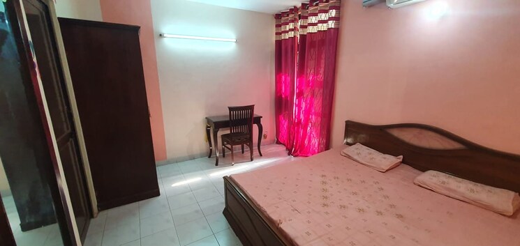 Bedroom, ss-southend-floors 2 Bedroom 1200 Sq.Ft. Builder Floor In South City 2 Gurgaon 8833912