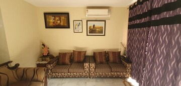 Bedroom in 2 BHK Builder Floor at SS Southend Floors, South City 2 – for Rent