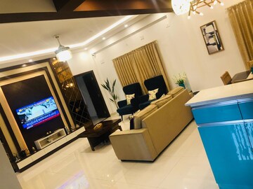 Furnished Amenities in 5 BHK Villa at TMR Tulips, Kogilu – for Rent
