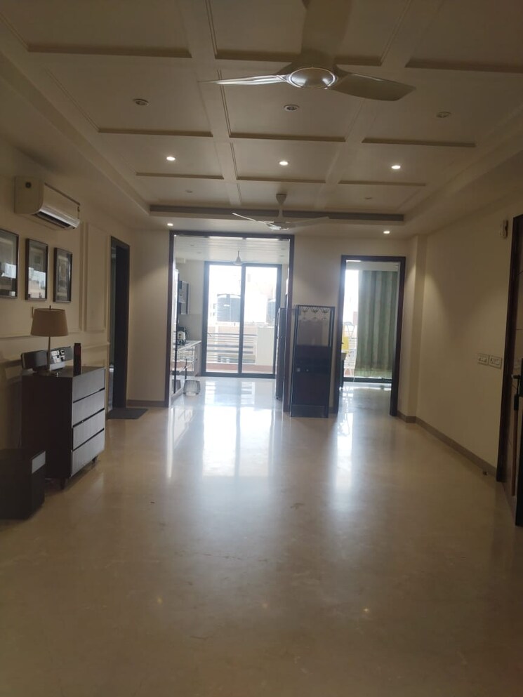 Room, auram-floor 3 Bedroom 2300 Sq.Ft. Builder Floor In South City 2 Gurgaon 8833939