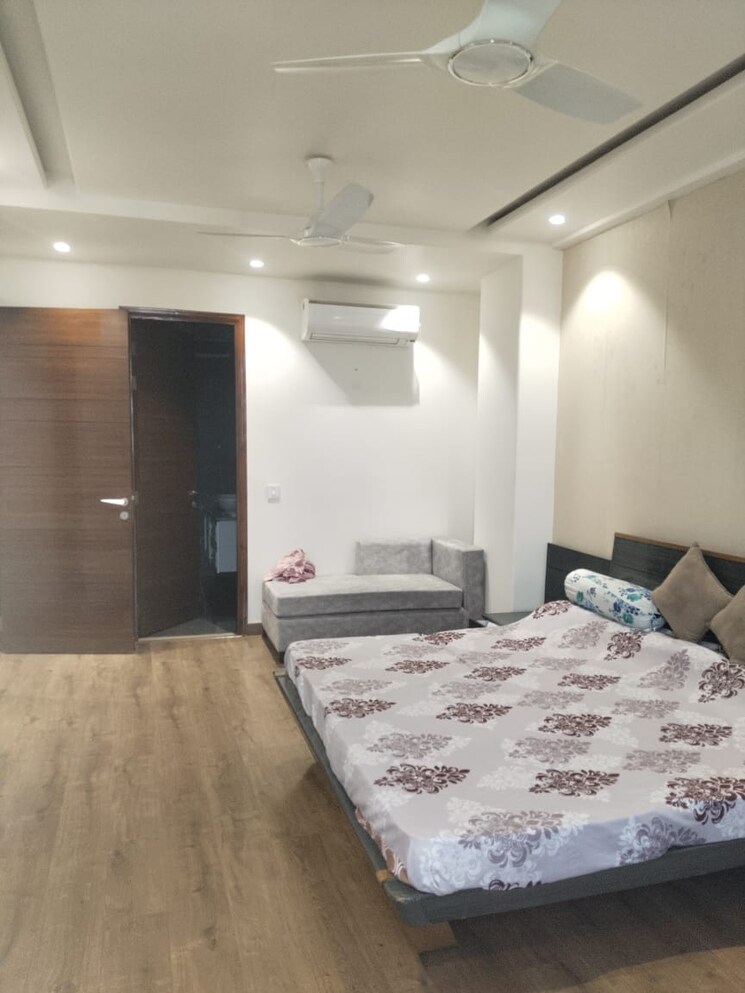 Bedroom, auram-floor 3 Bedroom 2300 Sq.Ft. Builder Floor In South City 2 Gurgaon 8833939