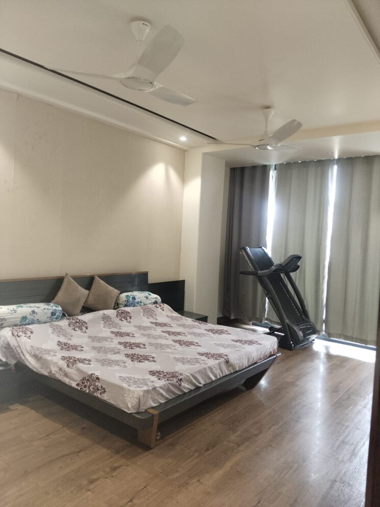 Bedroom, auram-floor 3 Bedroom 2300 Sq.Ft. Builder Floor In South City 2 Gurgaon 8833939