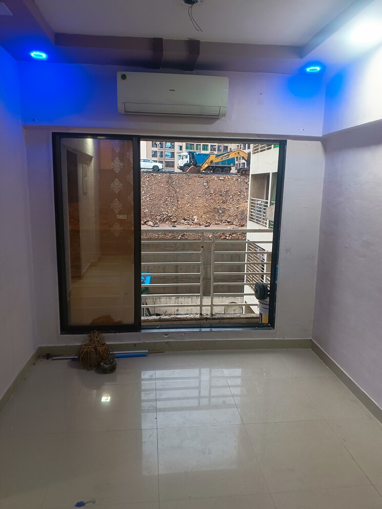 Room, deep-classic 1 Bedroom 575 Sq.Ft. Apartment In Vasai East Palghar 8833957