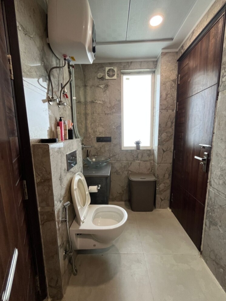 Master Bedroom, sector 67 4 Bedroom 300 Sq.Yd. Builder Floor In Sector 67 Gurgaon 8833950