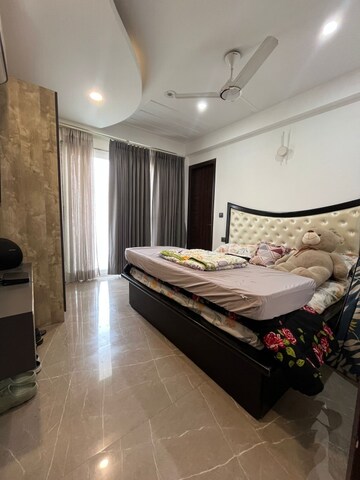 Bedroom in 4 BHK Builder Floor at Sector 67 – for Sale