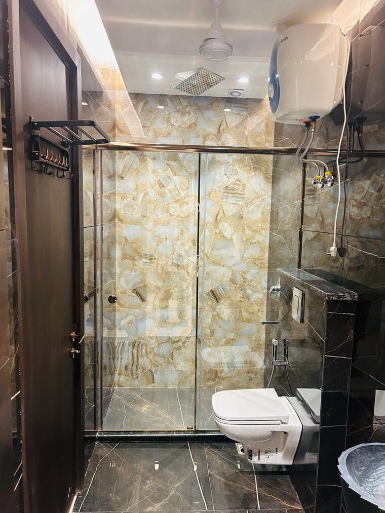 Bathroom, sector 26 4 Bedroom 300 Sq.Yd. Builder Floor In Sector 26 Gurgaon 8834030