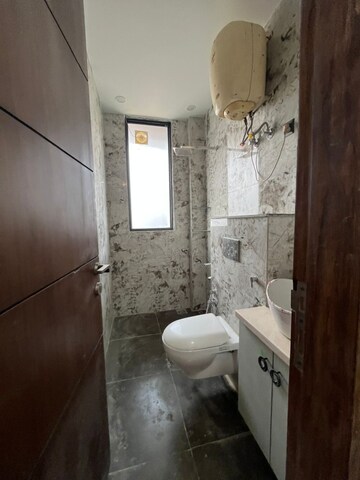 Bathroom in 4 BHK Builder Floor at Uppal Southend, Sector 49 – for Rent
