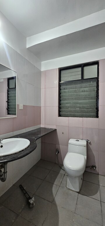 Bathroom in 3 BHK Apartment at Nanded City Shubh Kalyan, Nanded – for Rent