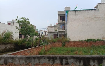 Plot For Sale in Sector 99