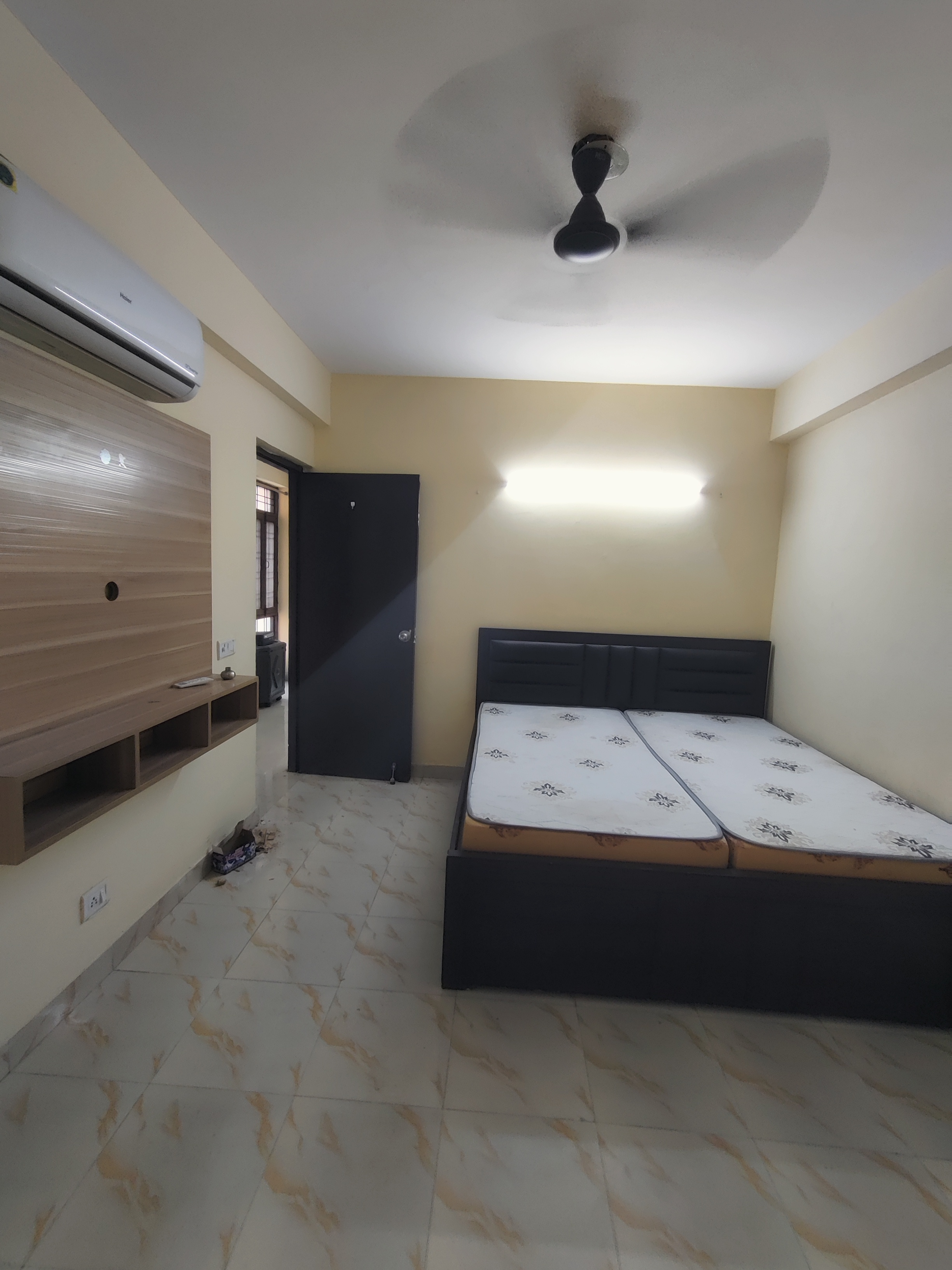 2 BHK + Pooja Room Apartment For Rent in Apex Our Homes