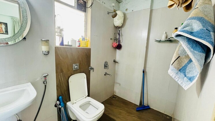 Bathroom, vijay-nakshatra 2 Bedroom 650 Sq.Ft. Apartment In Ghodbunder Road Thane 8834058