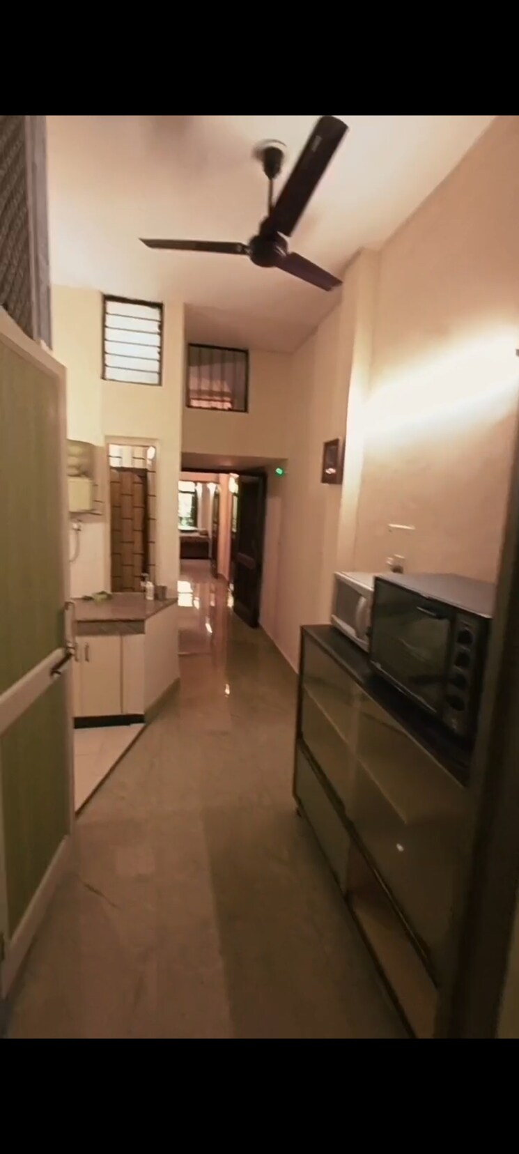 Kitchen, lajpat nagar i 2 Bedroom 900 Sq.Ft. Builder Floor In Lajpat Nagar I Delhi 8834181