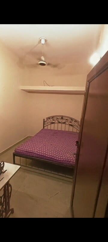 Furnished Amenities in 2 BHK Builder Floor at Lajpat Nagar I – for Rent