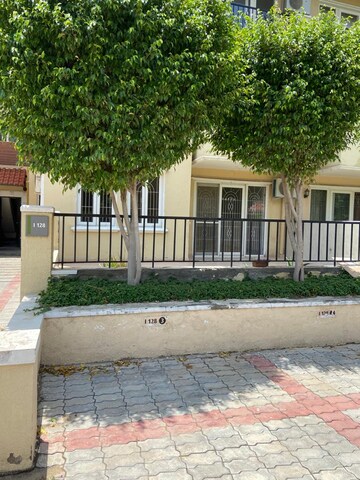 4 BHK Builder Floor – Exterior View View at Emaar Emerald Floors, Sector 65 - for Rent