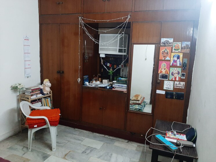 Gym, lajpat nagar i 2 Bedroom 900 Sq.Ft. Builder Floor In Lajpat Nagar I Delhi 8834206