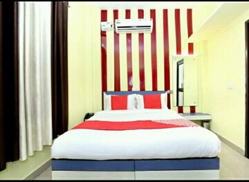Bedroom in 6+ BHK Penthouse at Ambala Highway – for Rent