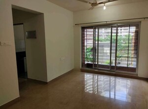 Room in 1 BHK Apartment at Kalpataru Hills, Manpada – for Sale