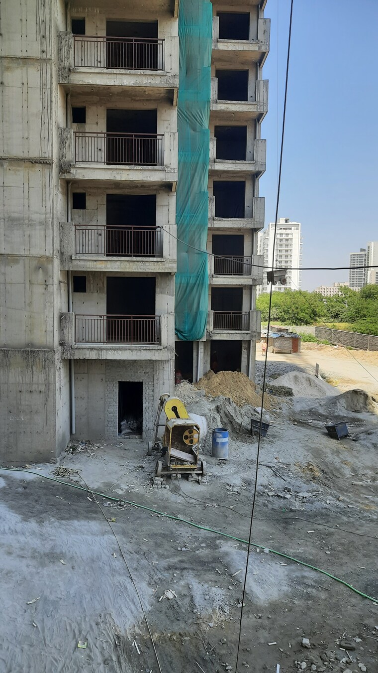 Exterior View, pareena-om-apartments 2 Bedroom 647 Sq.Ft. Apartment In Sector 112 Gurgaon 8834352