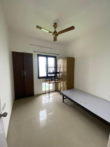 Room in 2 BHK Apartment at Lodha Casa Bella Gold, Dombivli East – for Rent