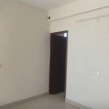 Room in 2 BHK Apartment at Signature Global Orchard Avenue, Sector 93 – for Sale