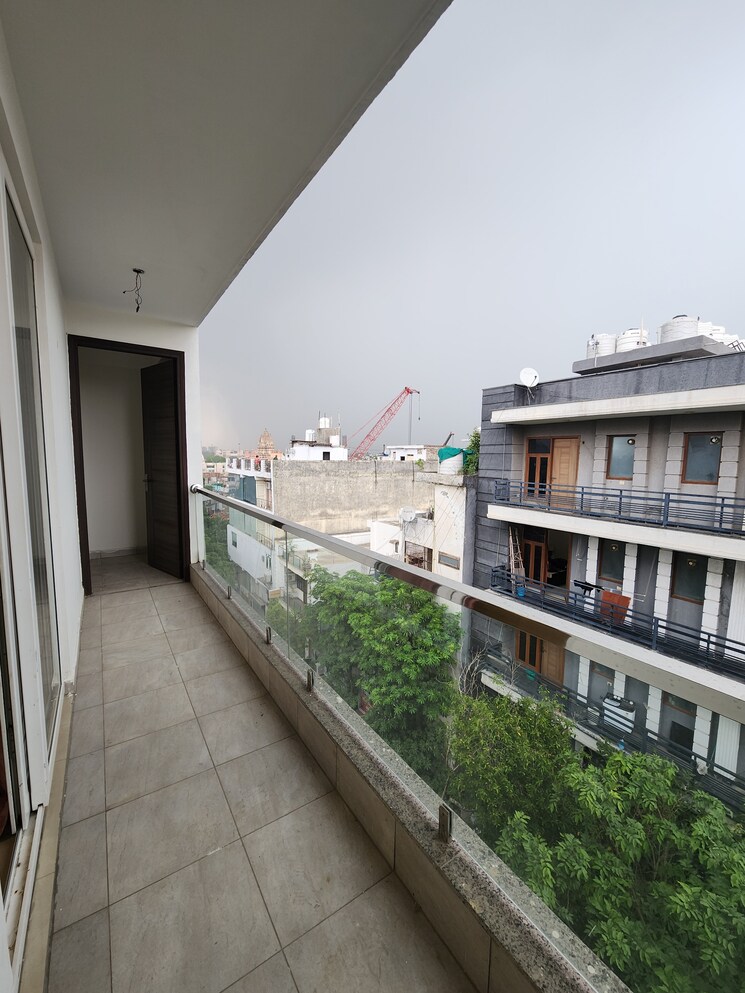 Balcony, chattarpur 1 Bedroom 450 Sq.Ft. Builder Floor In Chattarpur Delhi 8834377