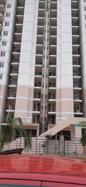 2 BHK Apartment For Sale in Suncity Avenue 76, Sector 76