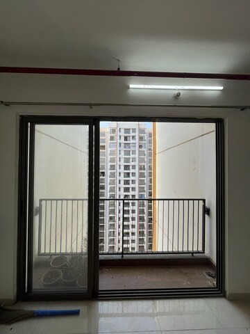 Room in 2 BHK Apartment at Runwal My City, Dombivli East – for Rent