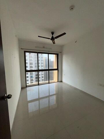 Room in 2 BHK Apartment at Runwal My City, Dombivli East – for Rent