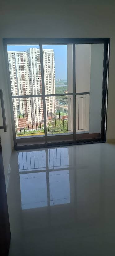 2 BHK + Pooja Room Apartment For Rent in Runwal Eirene