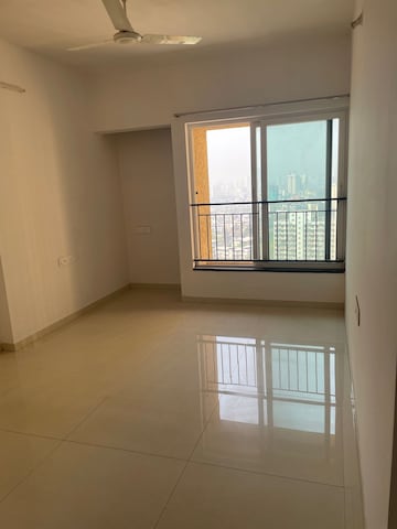 Room in 2 BHK Apartment at Rustomjee Urbania Athena, Majiwada – for Sale