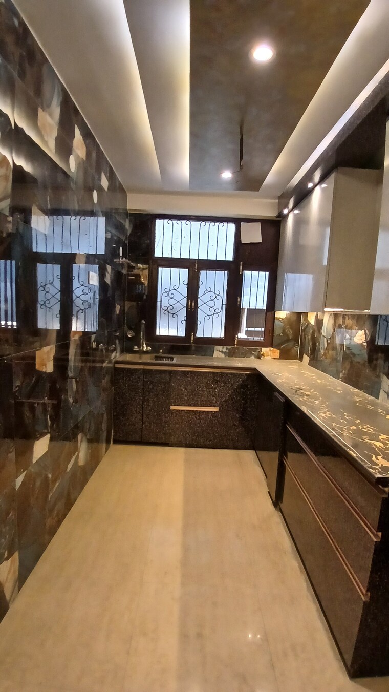 Kitchen, noor nagar 4 Bedroom 1350 Sq.Ft. Apartment In Noor Nagar Delhi 8834460