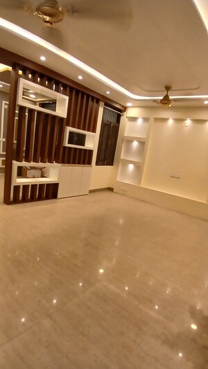 Bedroom in 4 BHK Apartment at Noor Nagar – for Sale