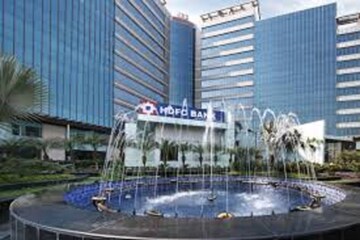  Office Space – Exterior View View at JMD Megapolis, Sector 48 - for Rent