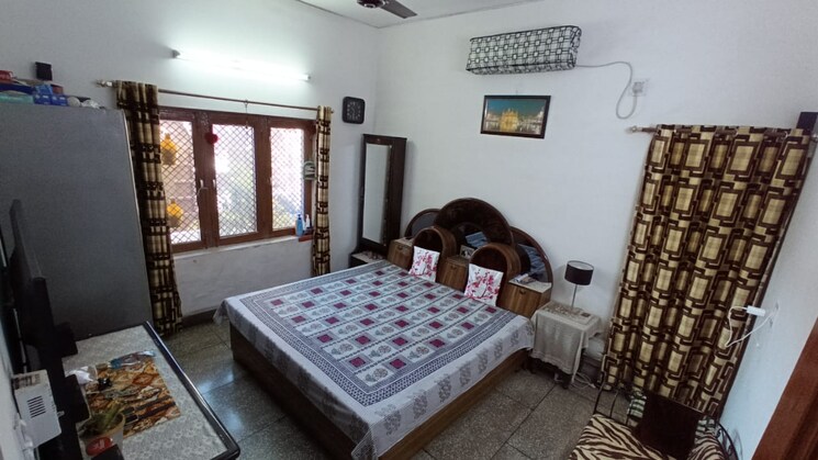 Bedroom, patel nagar 3 Bedroom 196 Sq.Yd. Villa In Patel Nagar Dehradun 8834468