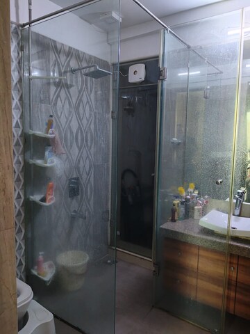 Bathroom in 3.5 BHK Apartment at Nahar Barberry Bryony, Chandivali – for Rent