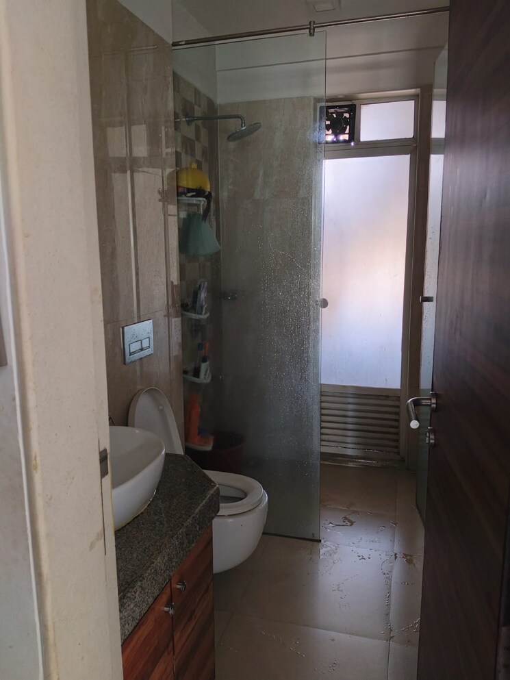 Bathroom, nahar-barberry-bryony 3.5 Bedroom 1600 Sq.Ft. Apartment In Chandivali Mumbai 8834510