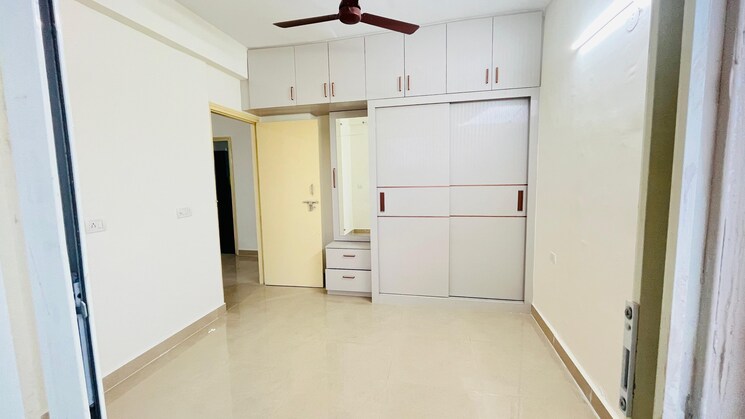 Room, sare-home 3 Bedroom 1593 Sq.Ft. Apartment In Sector 92 Gurgaon 8834697